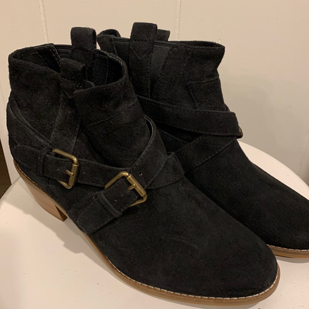 Cole Haan Black Suede Ankle Boots Size 6.5B